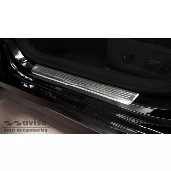   Avisa ezüst szatén acél küszöbvédő "Lines" (4 darabos) SKODA OCTAVIA IV liftback/combi 2019 - 2024 FL 2024->