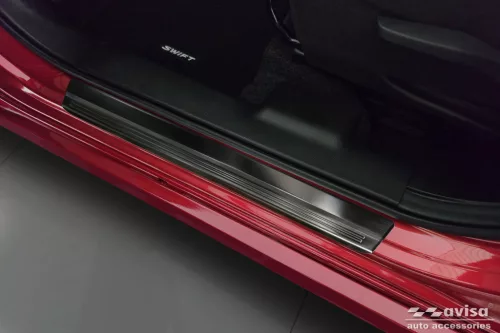 Avisa fekete acél küszöbvédő dombornyomott "Lines" (4 darabos) SUZUKI SWIFT VII hatchback 5d 2024->