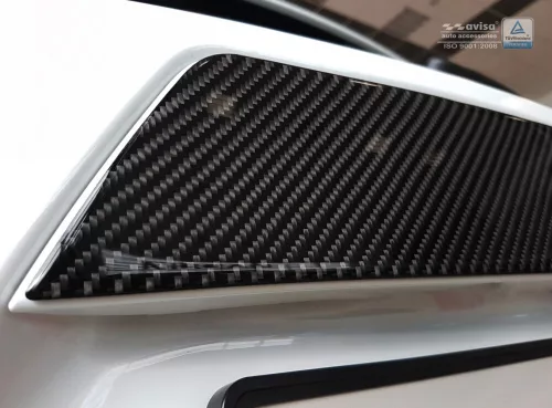 Avisa fekete 3D karbon csomagtérajtó díszléc (nyitással) NISSAN MICRA V 2016->