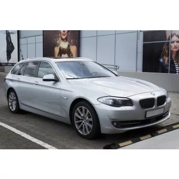   Avisa fekete tüköracél lökhárítóvédő BMW 5 F11 touring 2010-2013, FL 2013-2017