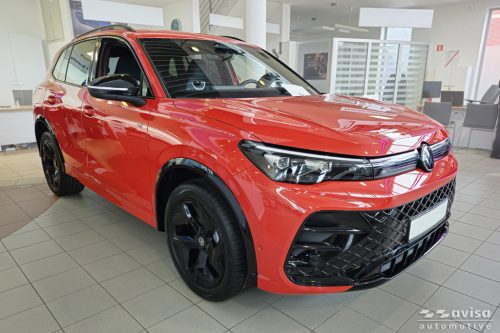 Avisa fekete tüköracél csomagtérajtó díszléc VOLKSWAGEN TIGUAN III 2024->