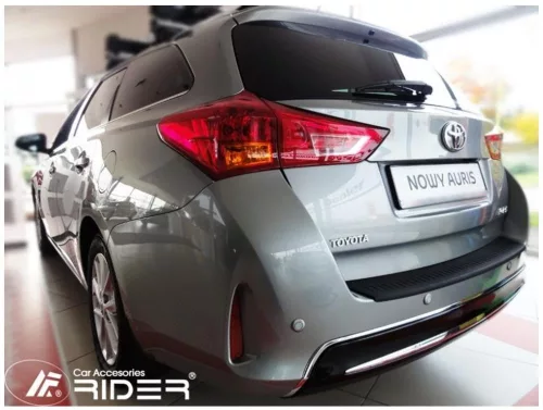 Lökhárítóvédő Toyota Auris 2012-2019 (kombi)