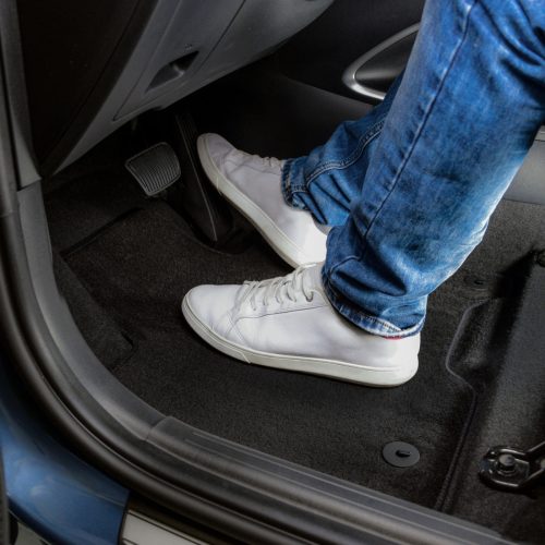 EgriAuto plüss szövetszőnyeg fekete Volkswagen ID.Buzz 2022-magasabb 2 db