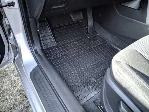 Sarokerősített gumiszőnyeg KIA Ceed II 2012- KIA Pro Ceed 3/5 ajtós csapott hátú 2012- (430C)