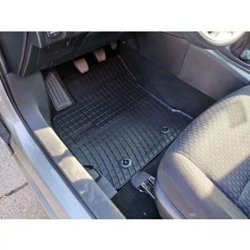 Sarokerősített gumiszőnyeg TOYOTA Auris II 2013- (807)