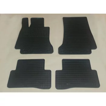   Sarokerősített gumiszőnyeg MERCEDES C-Klasa W205 2014- (547327)