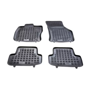   Rezaw fekete gumiszőnyeg Audi Q2 Crossover 2016-tól (200320)