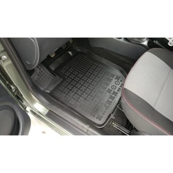   Rezaw fekete gumiszőnyeg DACIA  DUSTER I  SUV facelift után 2013-2018 (203408)