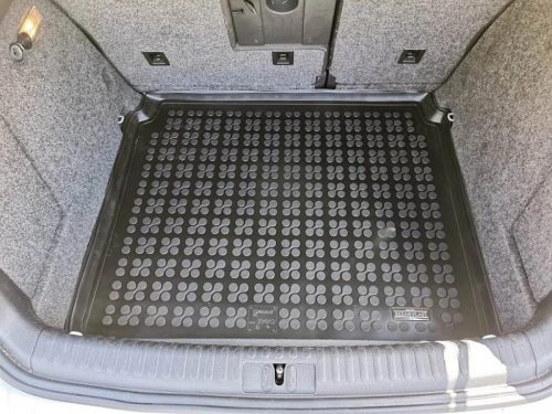 Rezaw fekete gumi csomagtértálca Volkswagen TIGUAN I  SUV 5 üléses: kerékjavító készlettel 200