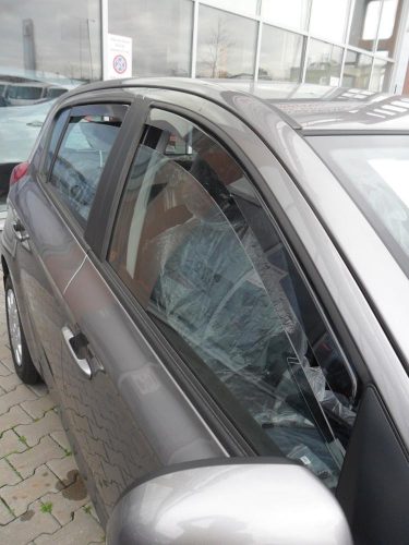 Sporty 4 darabos légterelő Hyundai i 20 5 ajtós 2009- (F1518_1522)