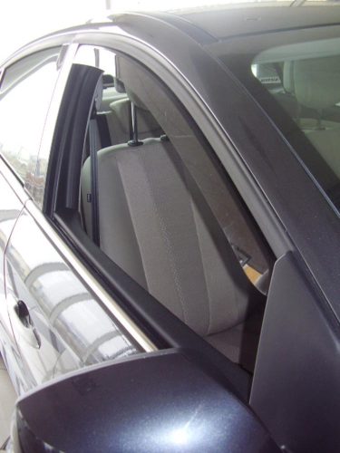 Sporty 2 darabos légterelő Renault Fluence 4 ajtós 2010- (F1942)