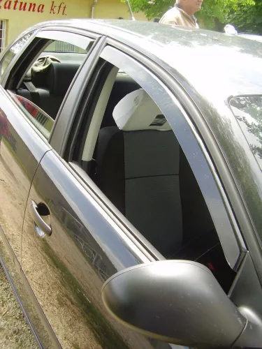 Sporty Seat Ibiza Sporty légterelő szett első+hátsó ablakra, 4 db 5 2002-2008