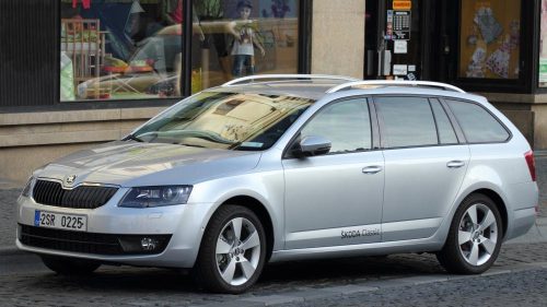 Sporty 4 darabos légterelő Skoda Octavia III 5 ajtós(nem kombi) 2013- (F4314_4315)