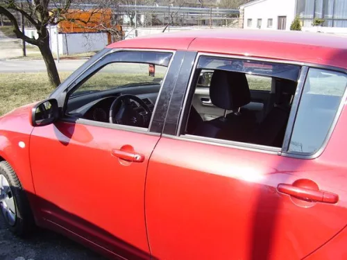 Szatuna Suzuki Swift Szatuna légterelő szett első+hátsó ablakra, 4 db 5 2005-2010